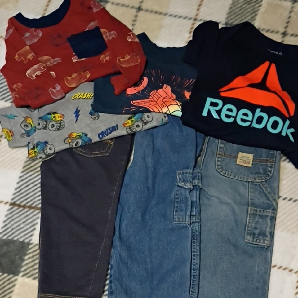 Reebok Black Tee with Bright Orange Logo - Kids Short Sleeve